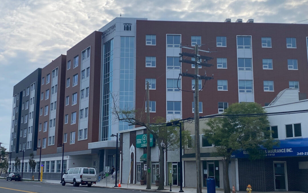 ELDREDGE STUDENT HOUSING