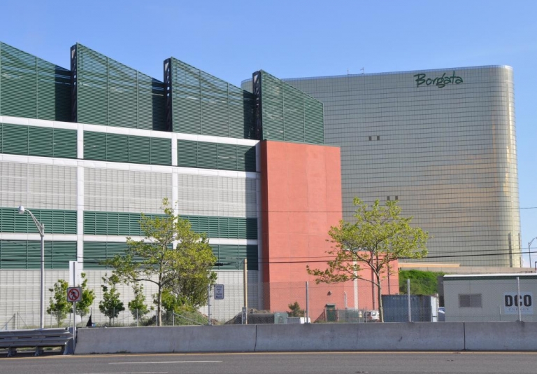 MARINA THERMAL FACILITY – COMBINED, HEATING, COOLING AND POWER PROJECT