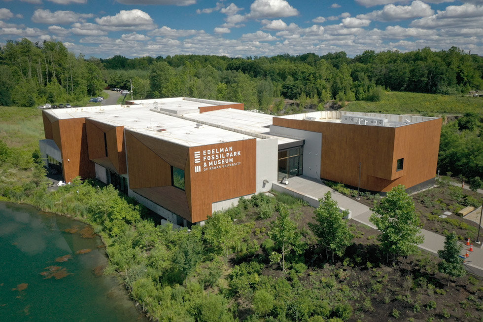 THE RIC & JEAN EDELMAN FOSSIL PARK